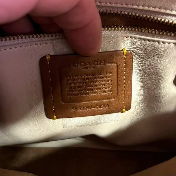 Coach NWT Chalk Quilted Madison Pillow Shoulder Bag - Picture 12 of 16